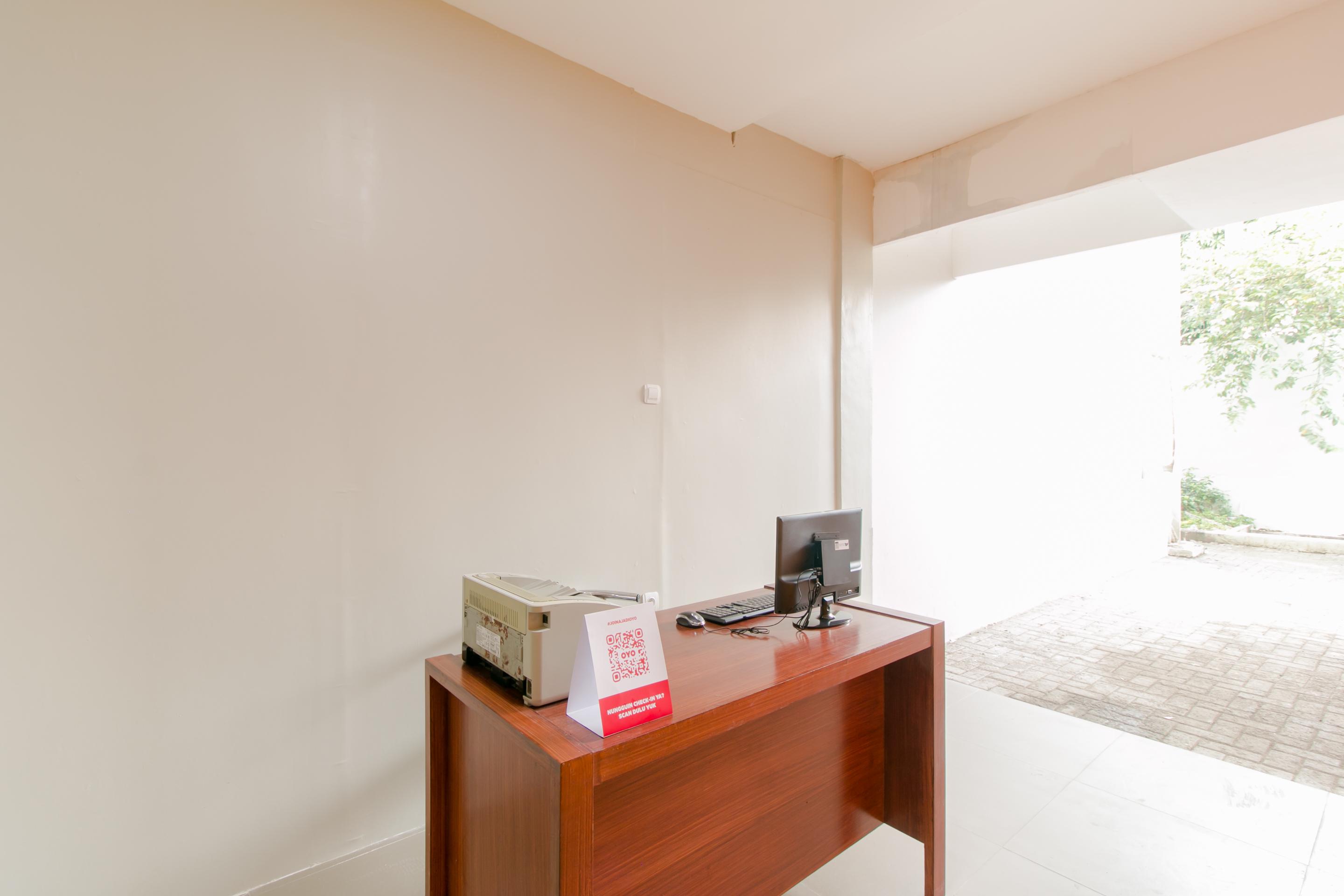 Oyo 2228 Arwinda Costel Syariah Hotel Puncak Exterior foto